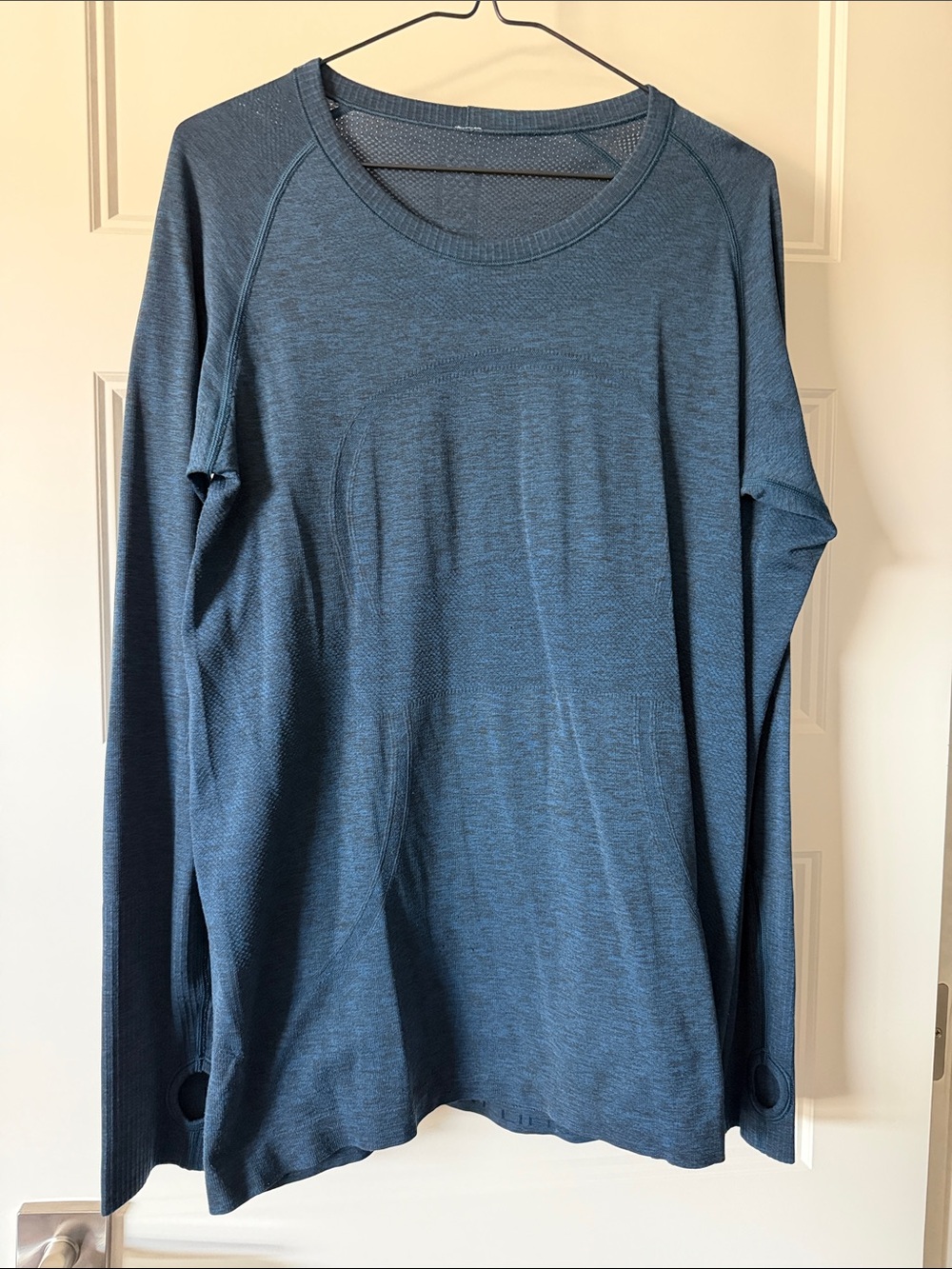 lululemon athletica Swiftly Tech Long Sleeve Shirt-hip length